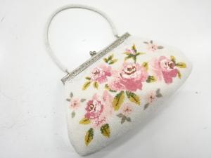 ビーズ　ハンドバッグ